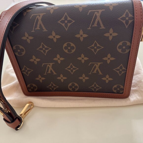 Louis Vuitton Mini Dauphine bag - Picture 4 of 16